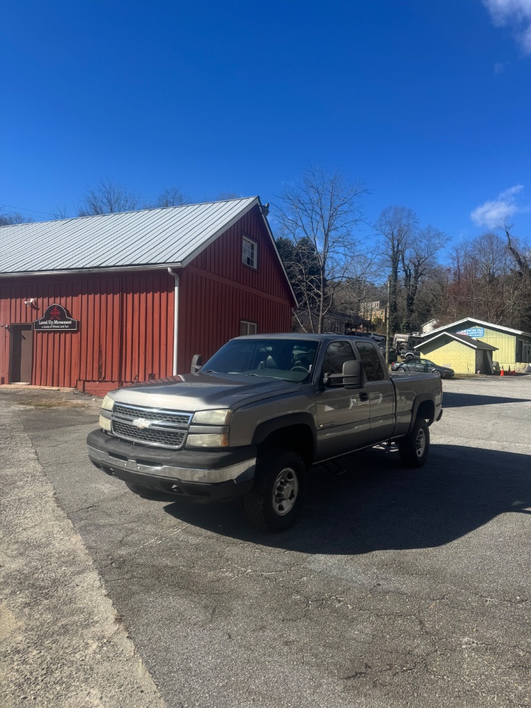 2006 Chevrolet Silverado HD Base's photo